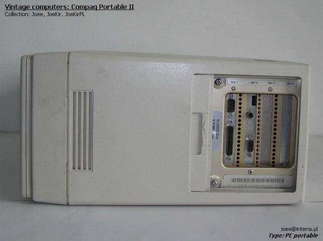 Compaq Portable II - 09.jpg
